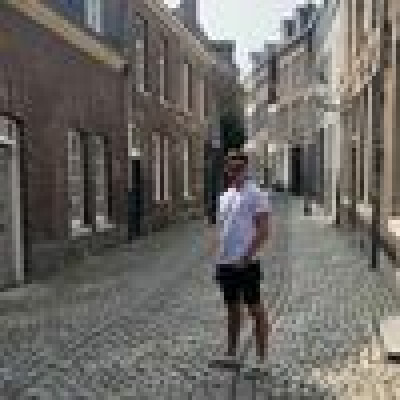 Thei  zoekt een Studio / Kamer in Maastricht