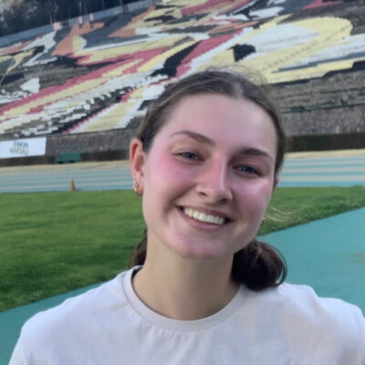 Desiree zoekt een Studio / Appartement / Huurwoning / Kamer in Maastricht