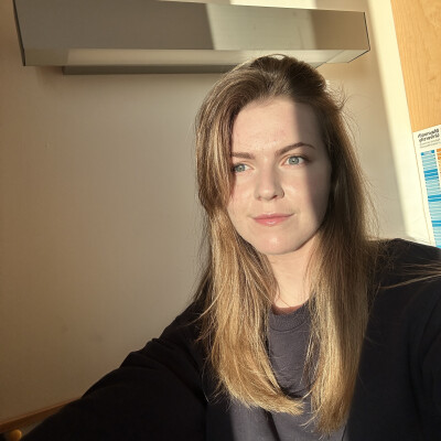 Aislinn zoekt een Studio / Appartement / Huurwoning / Kamer in Maastricht